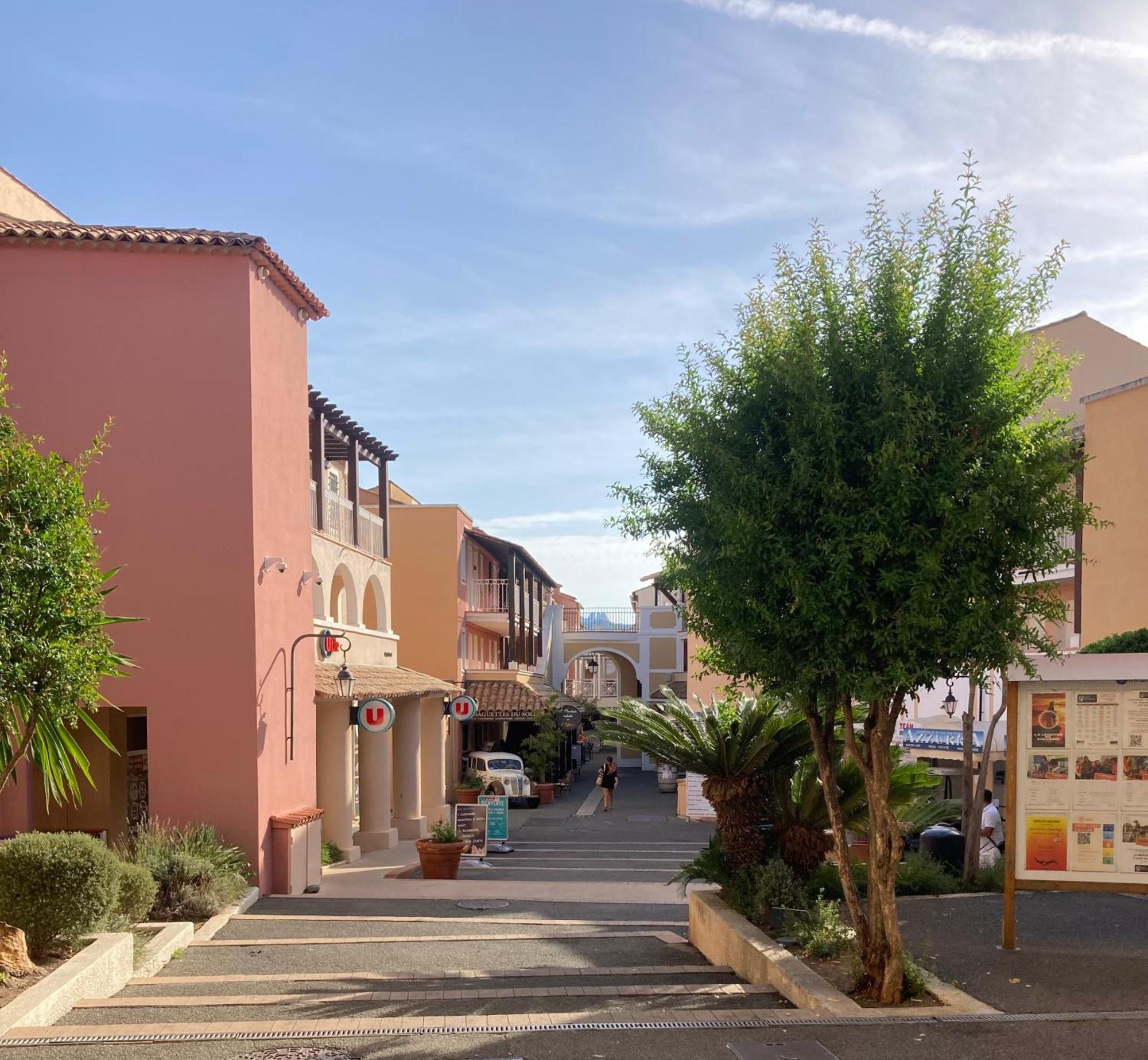 Saint-Raphaël L'Ecrin Du Cap Esterel מראה חיצוני תמונה